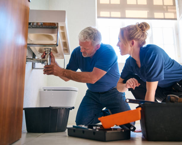 Best Emergency Plumber  in Somerset, TX